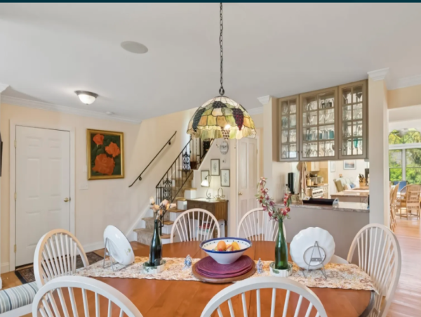 Luxurious Retreat in Tiana Shores - Your Perfect Hamptons Getaway